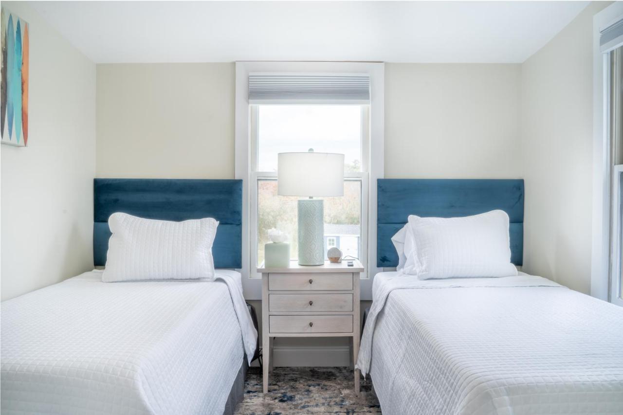935 Ocean, A Beachside Inn 햄튼 외부 사진