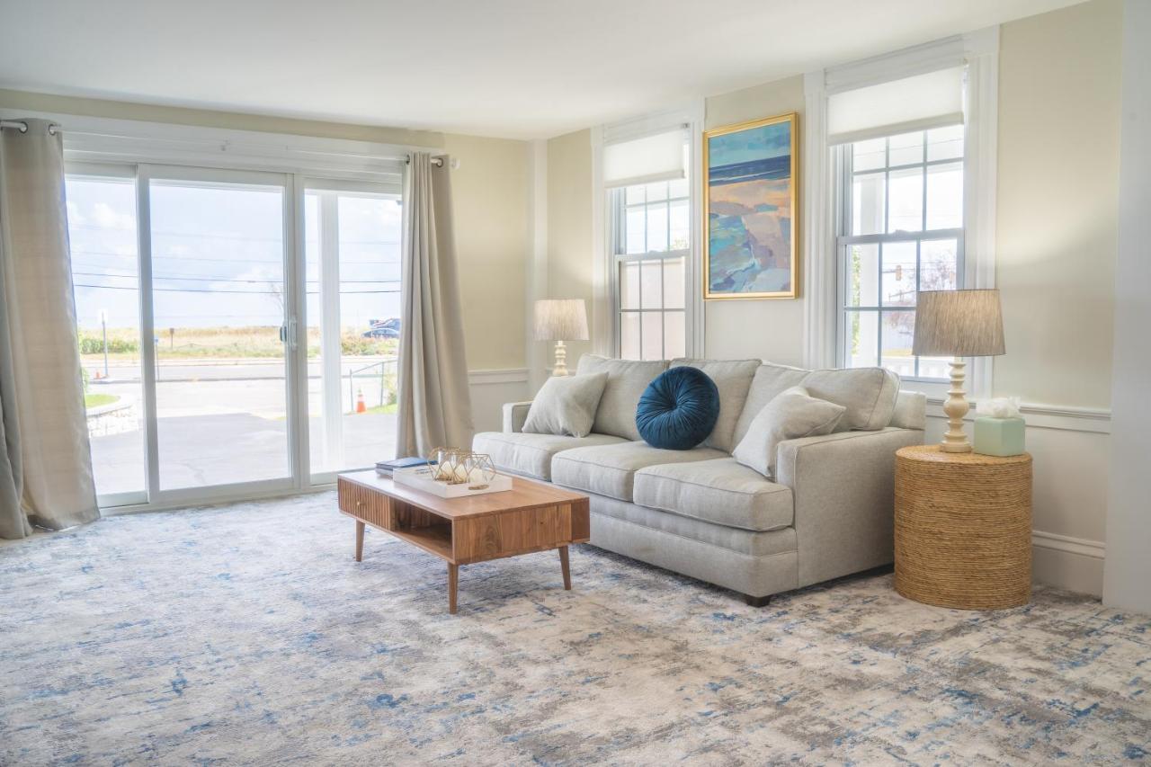 935 Ocean, A Beachside Inn 햄튼 외부 사진