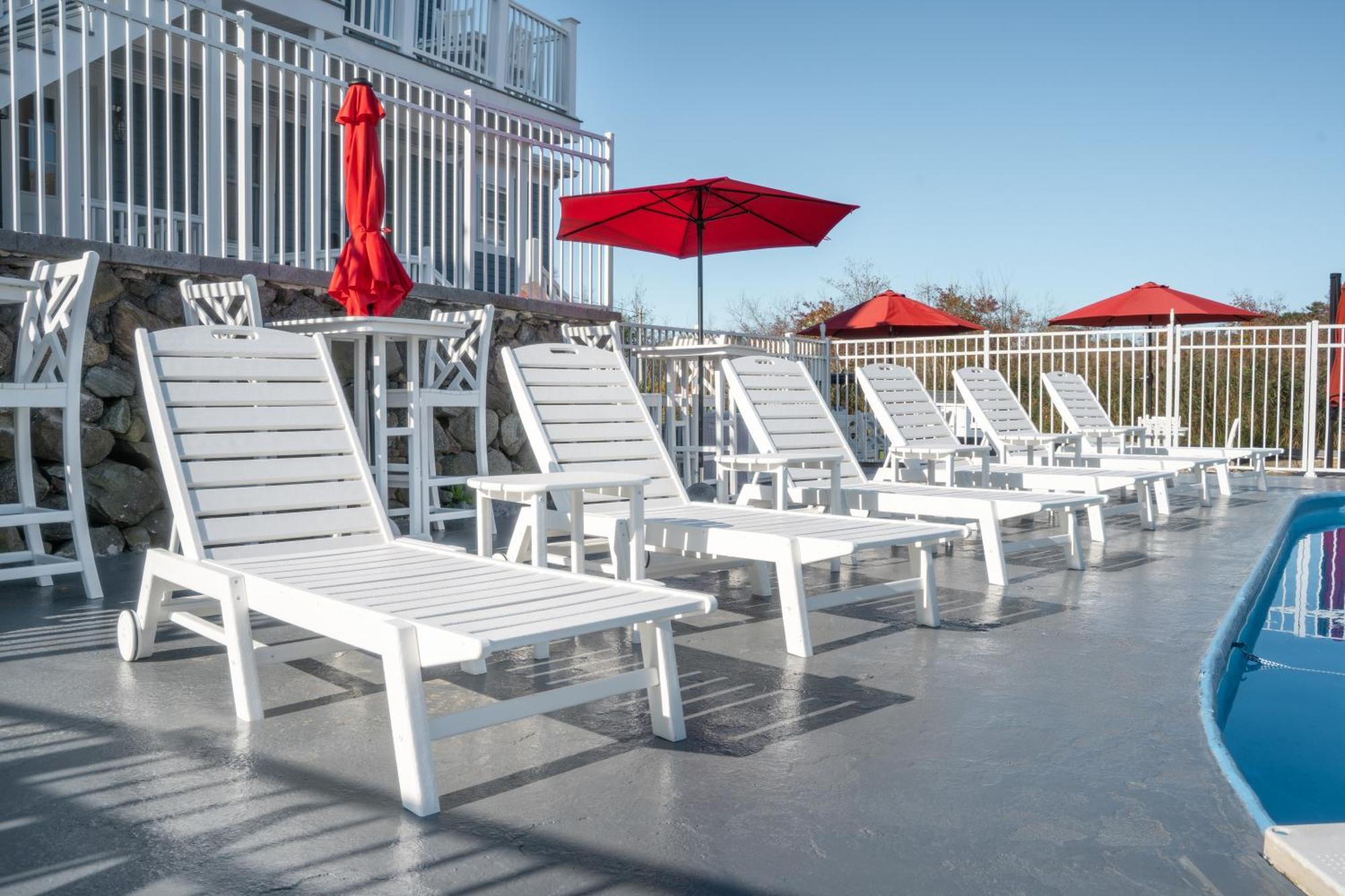 935 Ocean, A Beachside Inn 햄튼 외부 사진