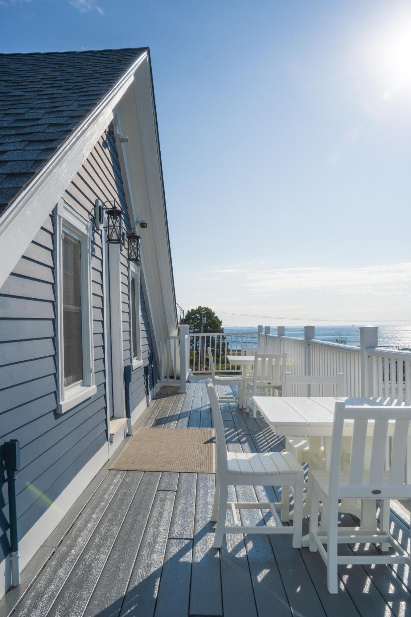 935 Ocean, A Beachside Inn 햄튼 외부 사진