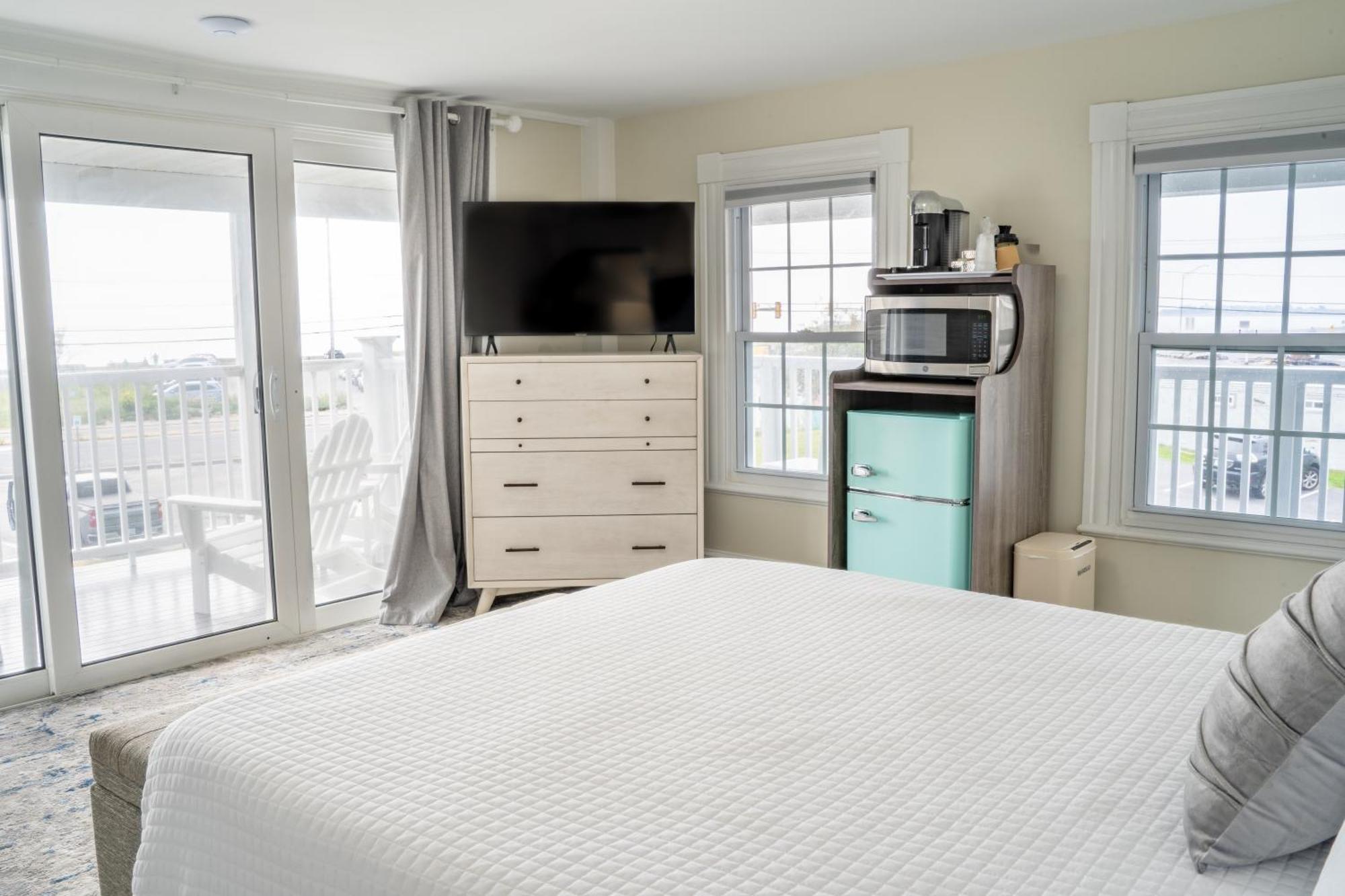 935 Ocean, A Beachside Inn 햄튼 외부 사진