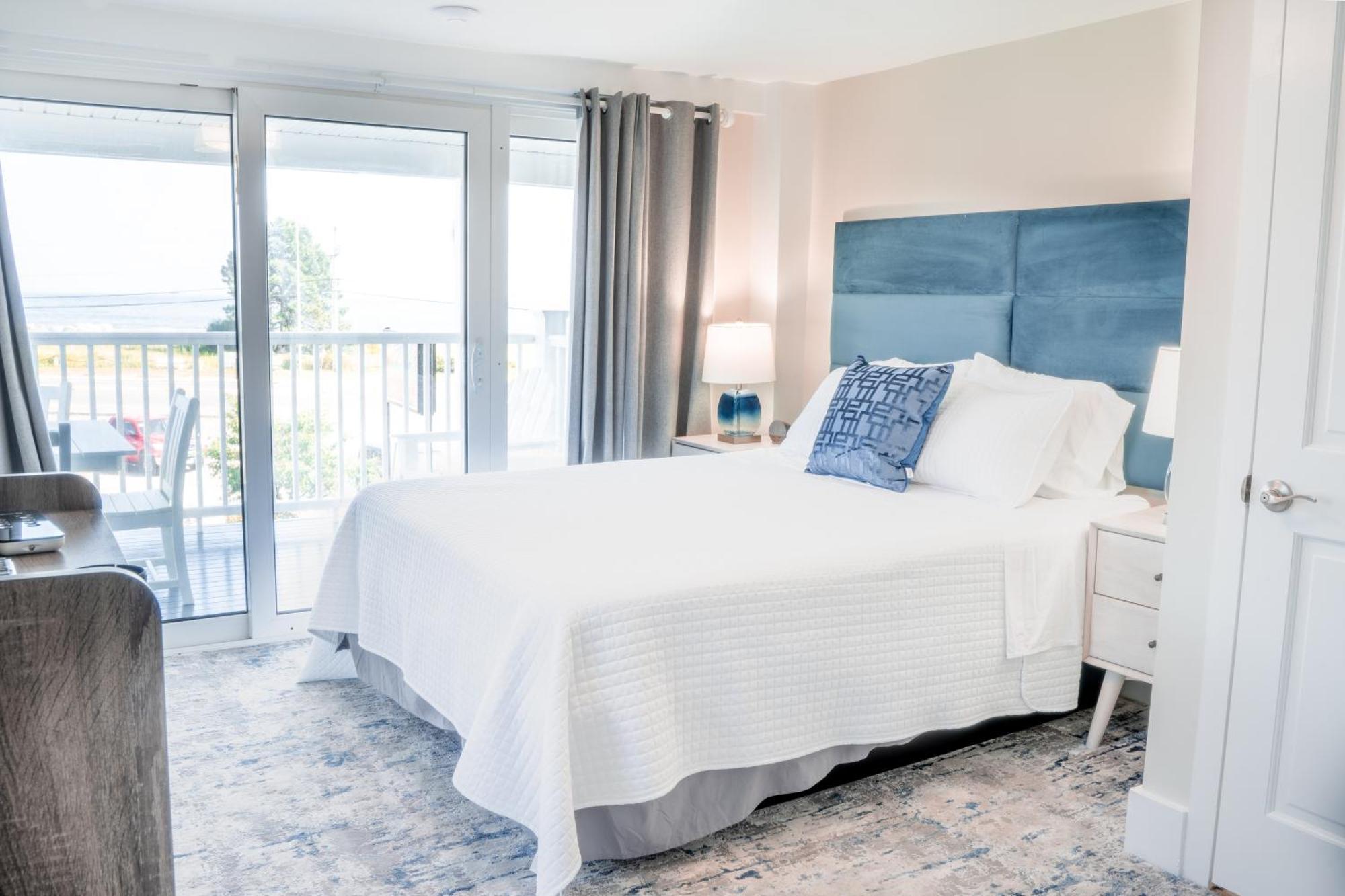 935 Ocean, A Beachside Inn 햄튼 외부 사진